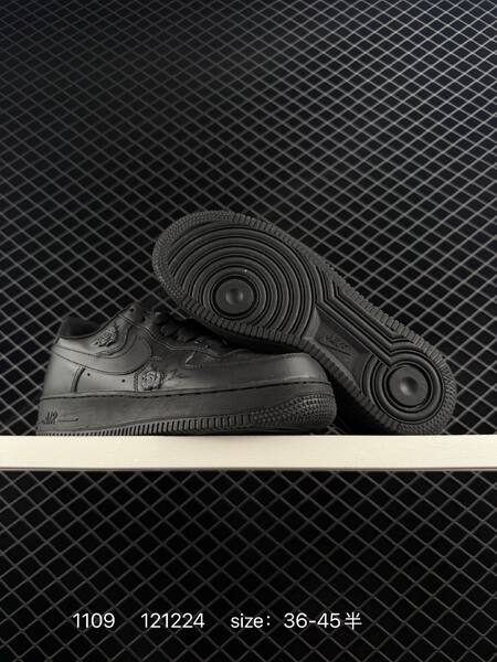 Nike Air Force 1 07 Low white EU 36-45 lifestyle