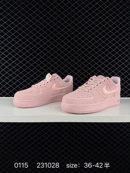 Nike Air Force 1 07 pink EU 36-42 5 lifestyle