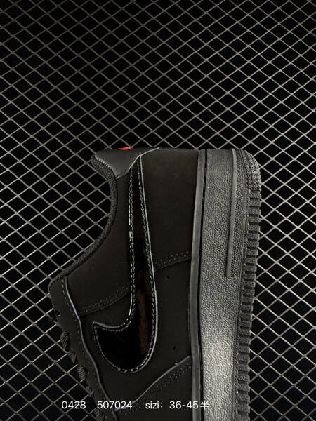 Nike Air Force 1 '07 Black 36-45 lifestyle