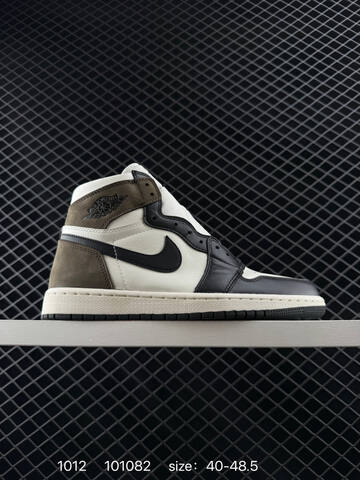 Jordan Air Jordan 1 Retro High OG Travis Scott Mocha White Dark Brown Black Sail EU 40-48 5 Basketball Shoe - Men's (BS-80538)