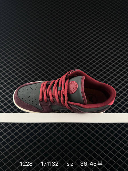 Nike SB Dunk Low burgundy black grey with red laces and off-white sole EU 36-45 skate lifestyle