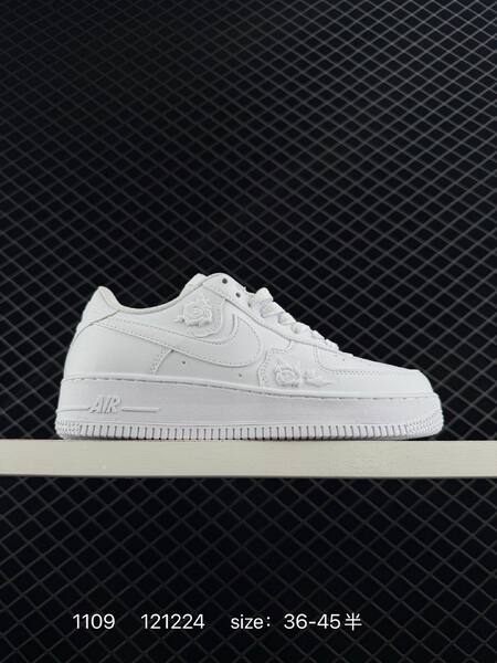 Nike Air Force 1 07 Low white EU 36-45 lifestyle