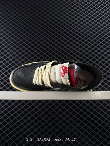 Jordan Air Jordan 1 Retro Low OG Black Pale Yellow Dark Green Red EU 36-47 Sneaker - Unisex (BS-80550)