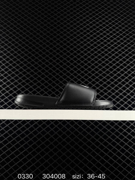 Nike Benassi Swoosh black white EU 36-45 casual