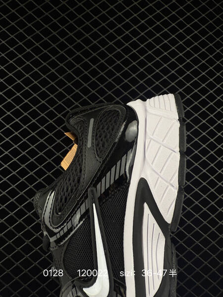 Nike V5 RNR black white EU 36-47 5 running lifestyle
