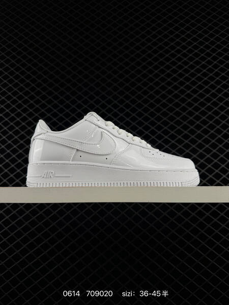 Nike Air Force 1 07 lifestyle
