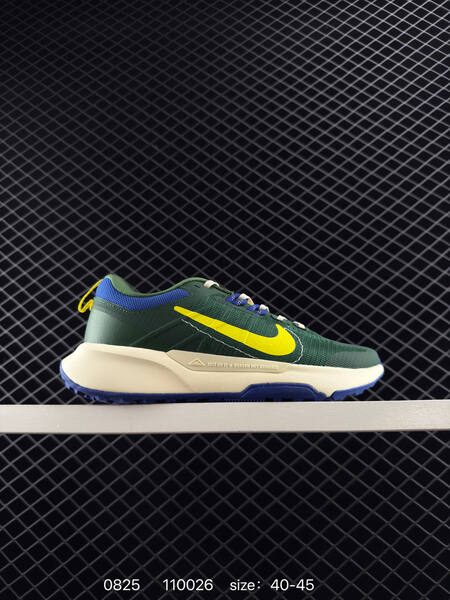 Nike Juniper Trail 2 black white EU 36-45 lifestyle