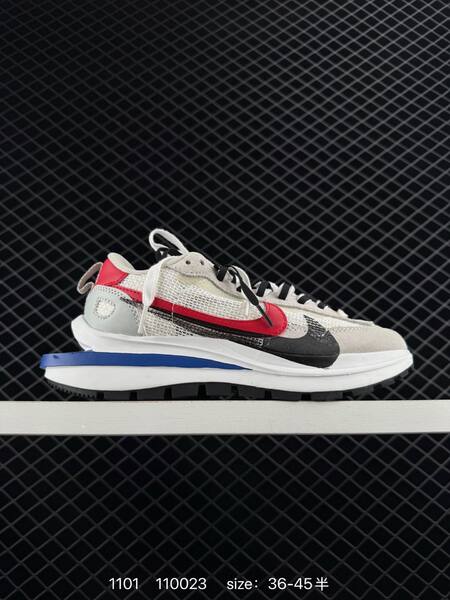 Nike Sacai x VaporWaffle black white EU 36-45 5 lifestyle