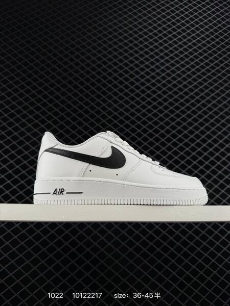 Nike Air Force 1 07 White Black EU 36-45 lifestyle