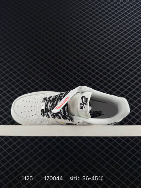 Nike Air Force 1 07 LV8 white black EU 36-45 lifestyle