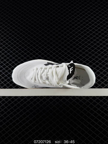 On Cloudmonster 3 Hyper White Black EU 36-45 Running Shoe Running Sneakers - Unisex BS-85009