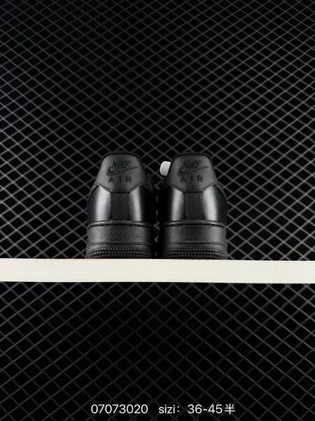 Nike Air Force 1 Low 07 black EU 36-45 lifestyle