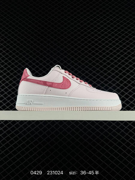 Nike Air Force 1 '07 white/black EU 36-45 lifestyle