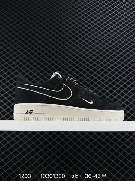 Nike Air Force 1 07 Black White EU 36-45 5 lifestyle