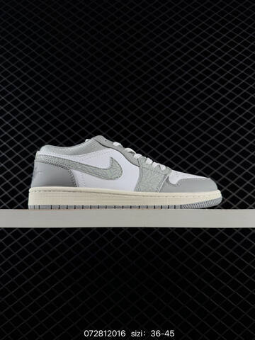 Jordan Air Jordan 1 Low 553558-128 35 5 36 36 5 37 38 5 39 40 40 5 41 42 42 5 43 44 Lifestyle - Unisex (BS-78910)