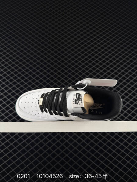Nike Air Force 1 07 white black EU 36-45 lifestyle