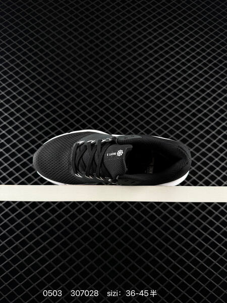 Nike Run Swift 3 Black/White EU 36-45 running lifestyle