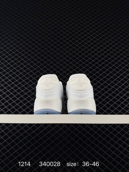 Nike Air Max 90 white with gold accents 36-46 casual lifestyle