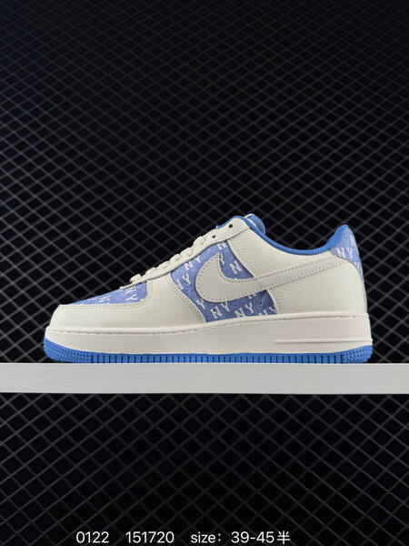 Nike Air Force 1 07 cream blue NY Yankees print 39-45 lifestyle