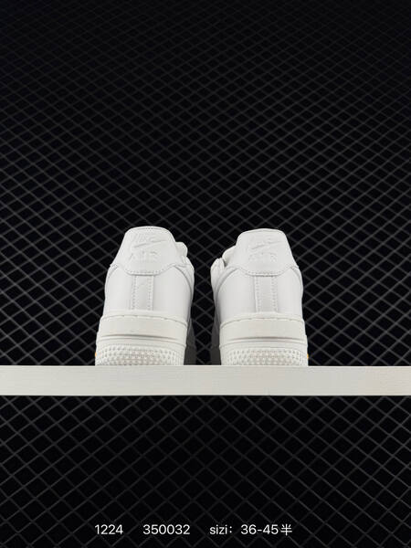 Nike Air Force 1 07 white EU 36-45 lifestyle