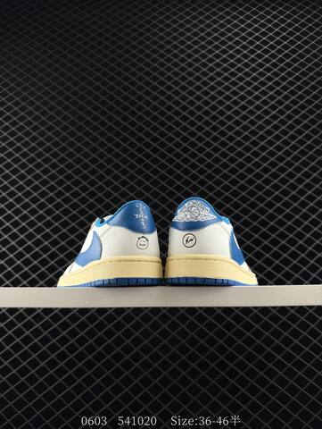 Jordan Travis Scott x Fragment Design x Air Jordan 1 Low OG White Blue Cream EU 36-46 Sneaker - Unisex (BS-81267)