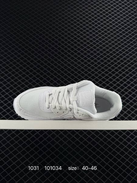 Nike Air Max 90 Triple White EU 40-46 lifestyle