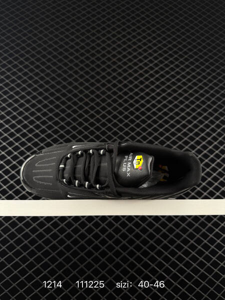 Nike Air Max Plus Tuned Air Black Silver EU 40-46 running lifestyle