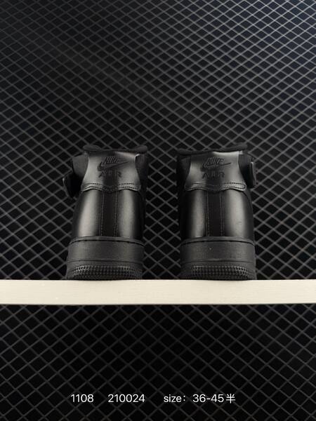 Nike Air Force 1 High Triple Black EU 36-45 lifestyle