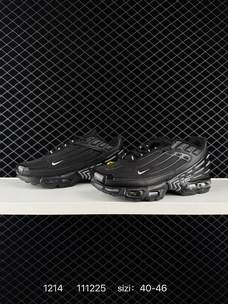 Nike Air Max Plus Tuned Air Black Silver EU 40-46 running lifestyle