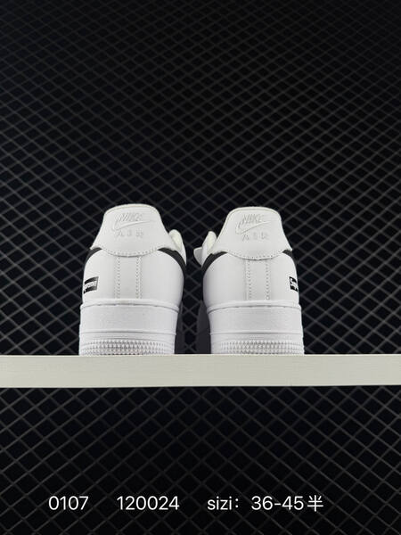 Nike Air Force 1 07 White Black EU 36-45 5 lifestyle