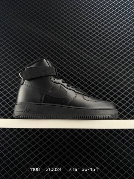 Nike Air Force 1 High Triple Black EU 36-45 lifestyle