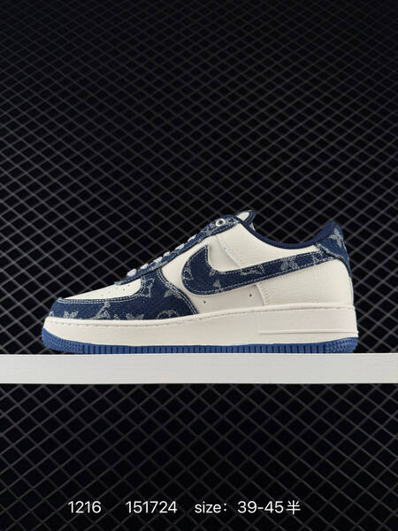 Nike SB Dunk Low Pro white navy blue denim with monogram print 39-45 skate lifestyle