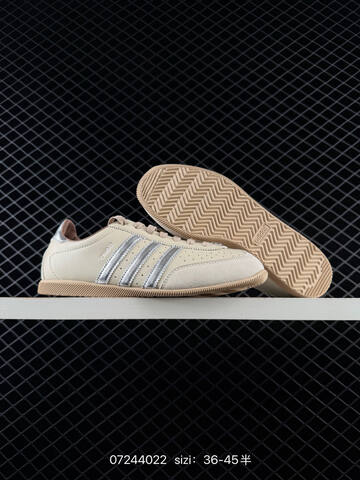 Other Adidas CHANGLE KJ3961 36 45 4022 Lifestyle - Unisex (BS-74801)