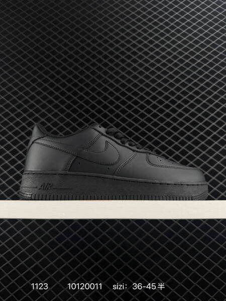 Nike Air Force 1 07 black 36-45 lifestyle