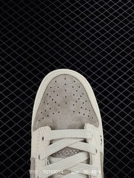 Nike Dunk Low Retro cream white navy with red accents EU 36-45 lifestyle
