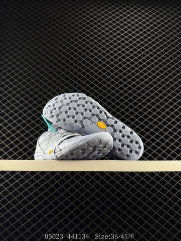 New Balance MT10 MT10OAD Cool Grey EU 36-45 Trail Shoe - Unisex (BS-83416)