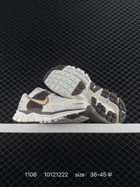 Nike Zoom Vomero 5 white black gray with gum accents 36-45 5 running lifestyle