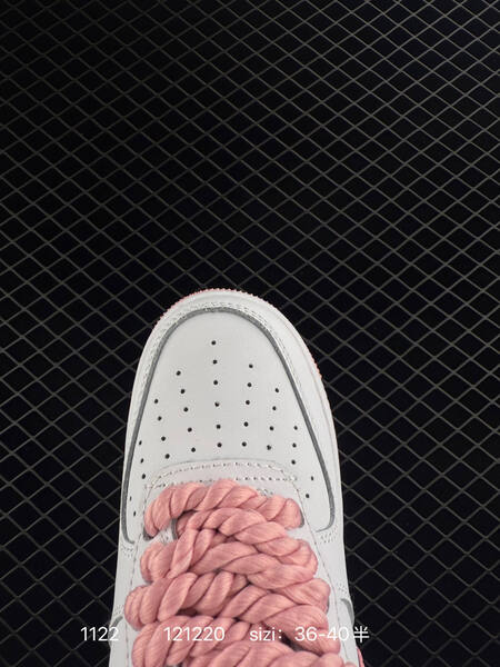 Nike Air Force 1 07 white pink EU 36-40 5 lifestyle