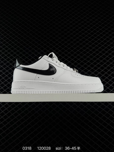 Nike Air Force 1 07 white black EU 36-45 lifestyle