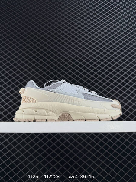 Nike Zoom Vomero Roam Gray Cream EU 36-45 running lifestyle