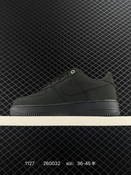 Nike Air Force 1 07 Low Black EU 36-45 lifestyle