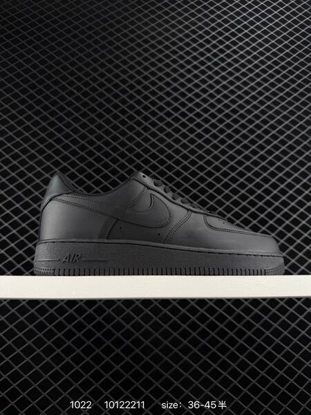 Nike Air Force 1 07 Triple Black EU 36-45 5 casual lifestyle