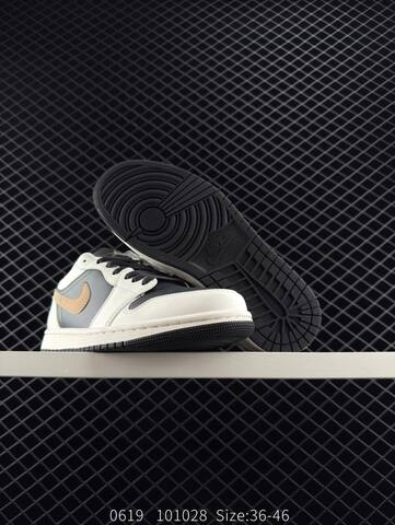 Jordan Air Jordan 1 Low White Black Light Blue EU 36-46 Sneaker - Unisex (BS-81175)