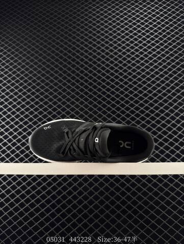 On Cloud 5 Black White EU 36-47 Running Shoe Running Sneakers - Unisex (BS-85574)