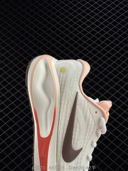 Nike Journey Run cream white with pink and brown accents EU 36-42 5 running lifestyle