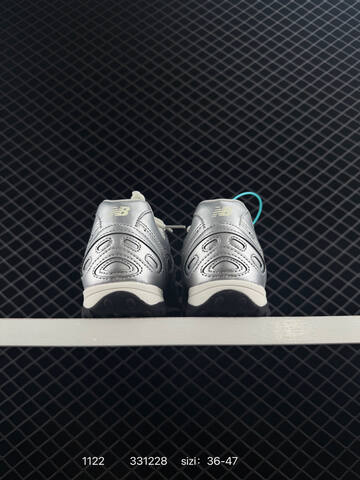 New Balance 204 silver off white black EU 36-47 sneaker
