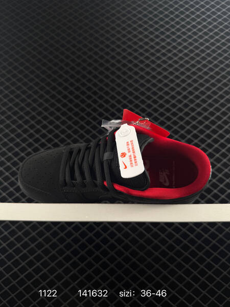 Nike Dunk Low black red 36-46 skate lifestyle