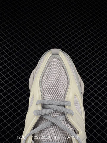 New Balance U9060 light grey off white EU 36-45 sneaker