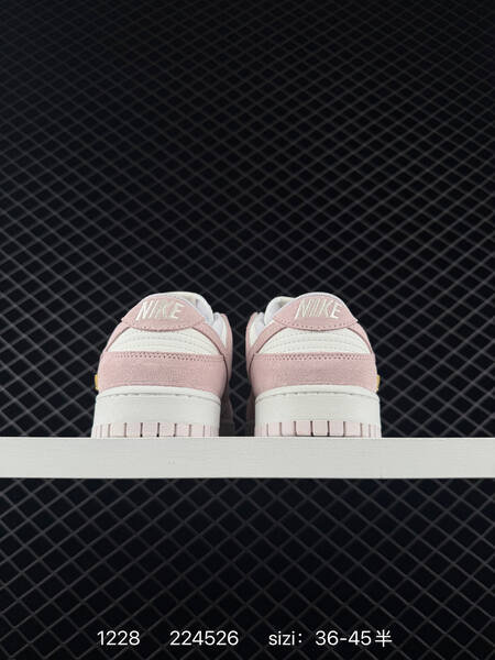 Nike SB Dunk Low pink and white EU 36-45 skate lifestyle