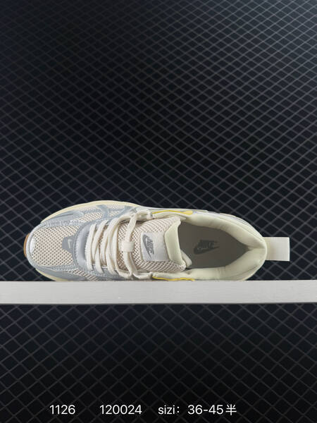 Nike V2K Run Sail Light Silver Pale Yellow Gum EU 36-45 running lifestyle